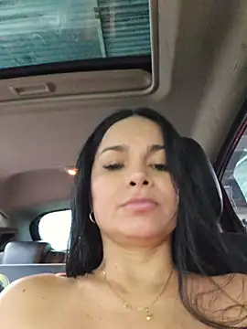 CataleyaRusso's Webcam Show