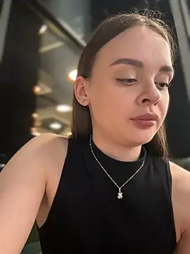 Chatroom XXX en direct de KristiRich