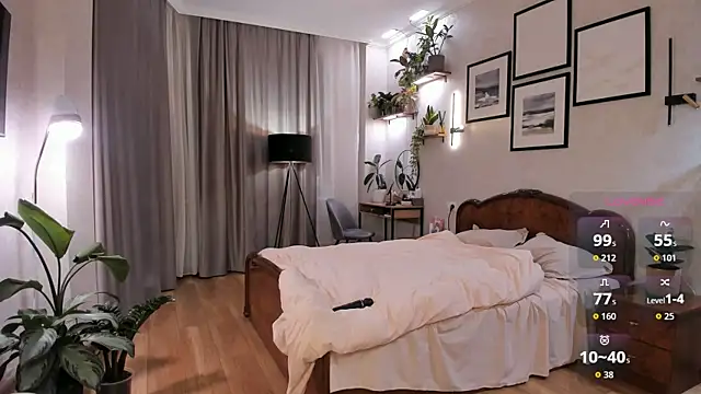 NicoleLuv: онлайн-секс-чат