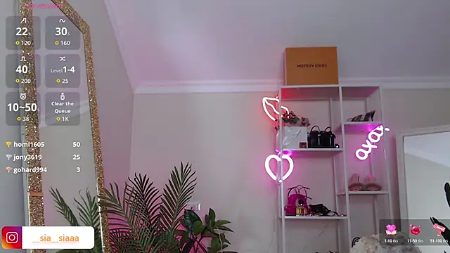 ArianaArianna 网络视讯表演