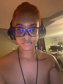 Czat XXX na żywo – nickytheehawtie