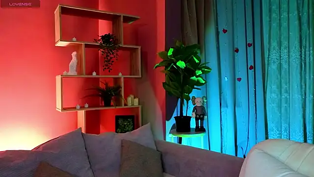 Lucy_louras Adlı Modelin Canlı XXX Sohbeti