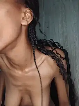 MsParisSmith – Naživo XXX chat