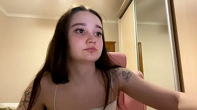 TrulaPhay's Live XXX Chat