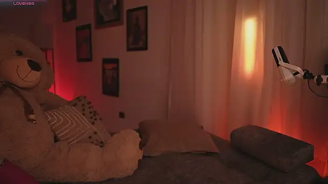 HannahW_'s Live XXX Chat