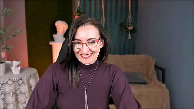 UnaTerra Adlı Modelin Canlı XXX Sohbeti