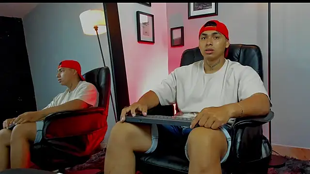 ronnie_crafored 在線直播表演