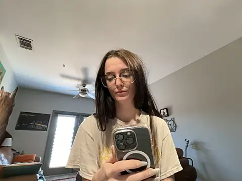 ash10alex's Live XXX Chat