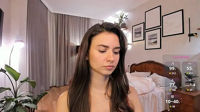 NicoleLuv Adlı Modelin Canlı XXX Sohbeti