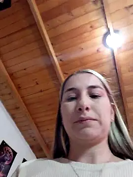 Iris_love18: онлайн-секс-чат