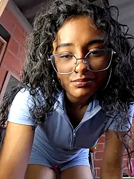 Chatroom XXX en direct de morocha231