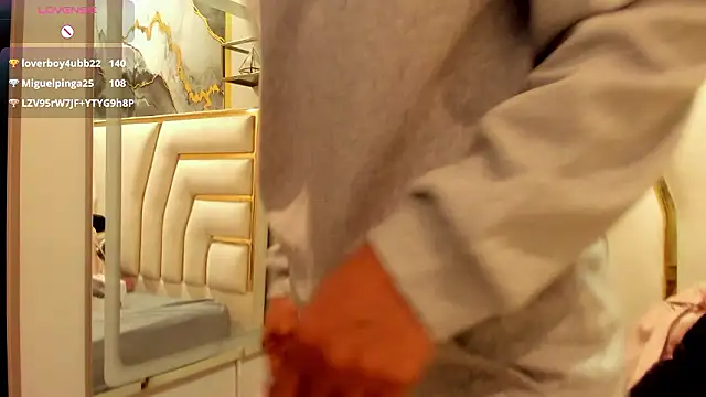 HannaPetit Chat XXX live