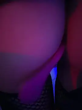 Chatroom XXX en direct de Maaddy_LS