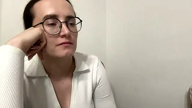 Chatroom XXX en direct de SofiaTease