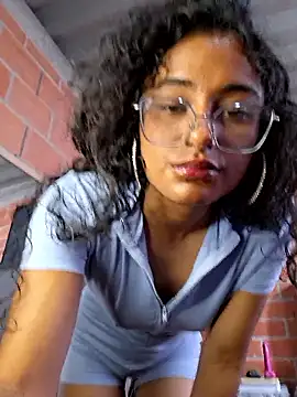 morocha231's Live XXX Chat