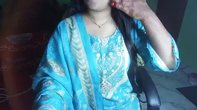 BengaliQueenStar's Live XXX Chat