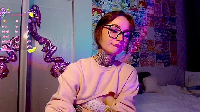 Milky_way_UwU élő XXX-chatje