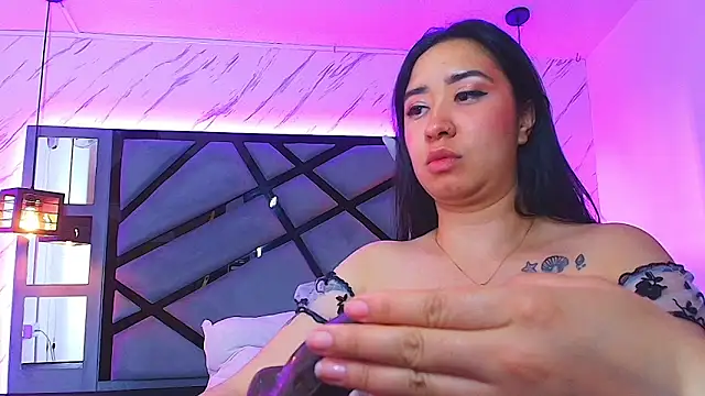 sayumi_dirty élő XXX-chatje