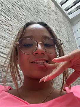 MelanieRoahのライブXXXチャット