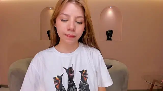 TiffannySins' Live XXX Chat