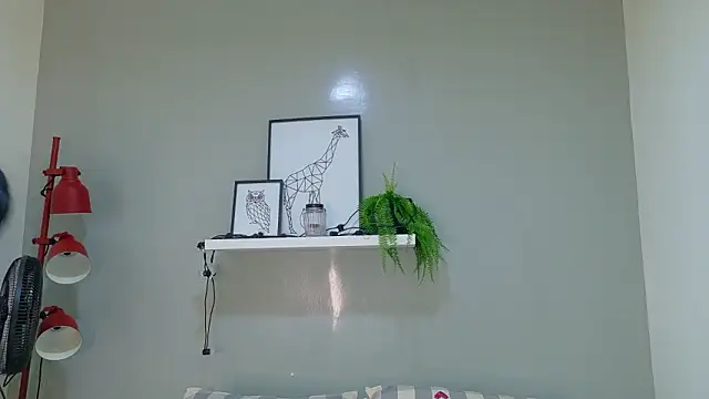 AmmyRouse__のライブXXXチャット