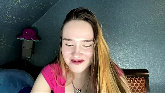 CarmelaLiebherr's Live XXX Chat