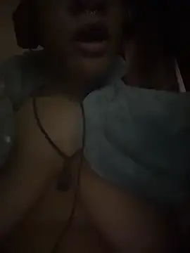 nickytheehawtie's Live XXX Chat