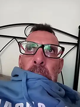 Chat +18 de chicofashion50 ao vivo