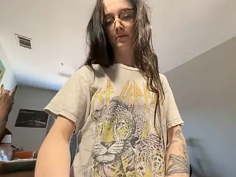 ash10alex's Live XXX Chat