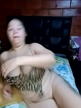 Chantal_lopez Adlı Modelin Canlı XXX Sohbeti