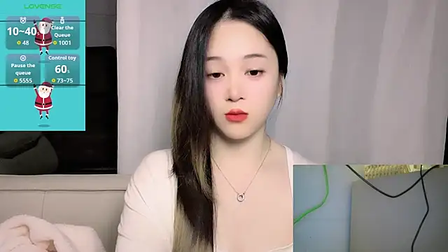 woaiqinqin Adlı Modelin Canlı XXX Sohbeti