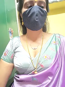 Show modela mallu-reshma na web-kameri