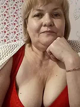 Chat +18 de MarisTi ao vivo