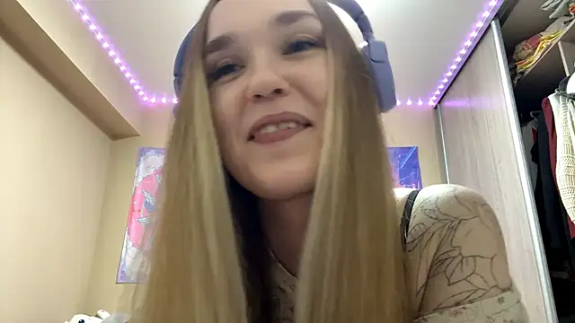 DenitaSpace Chat XXX live