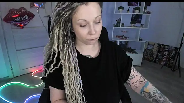 HoneySallyMoore Chat XXX live