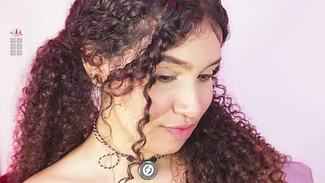 EloiseSweetxx – Naživo XXX chat