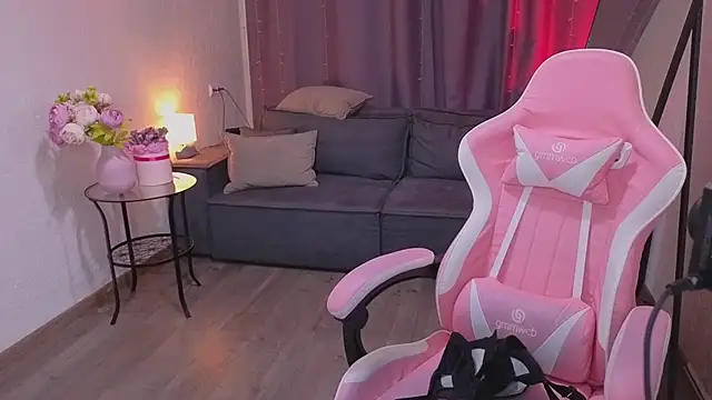 Chat +18 de _DreamLuna1_ ao vivo