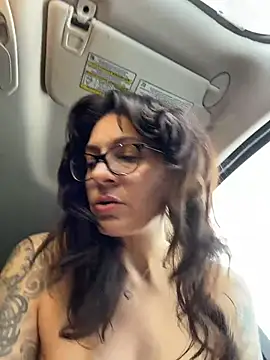 BeautifulMesss 即時 XXX 聊天