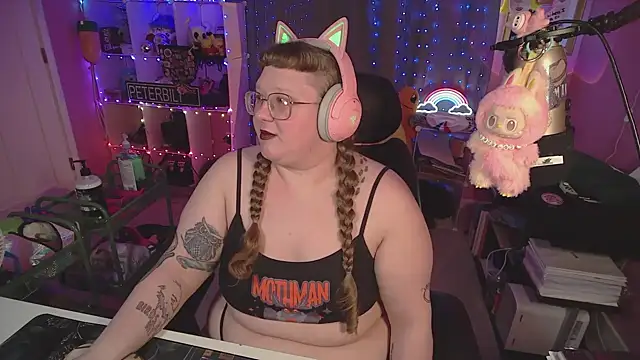 FatVeronica: вебкам-шоу