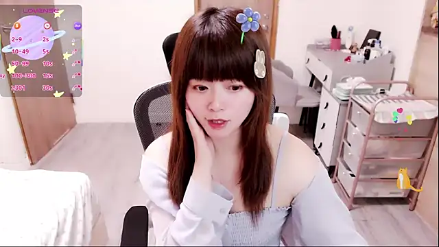 a0513 – Live XXX-chat