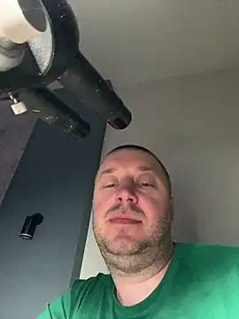 XXX chat uživo modela DorianJeday