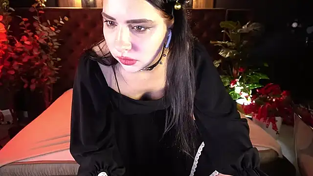 LiviaShy Chat XXX live