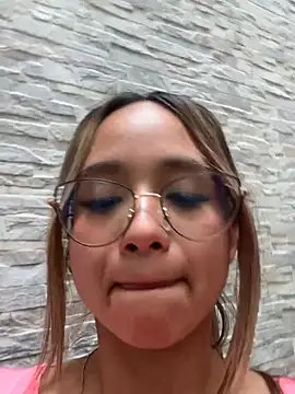 MelanieRoah Live XXX-Chat