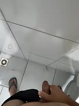 Enriquee147's Webcam Show