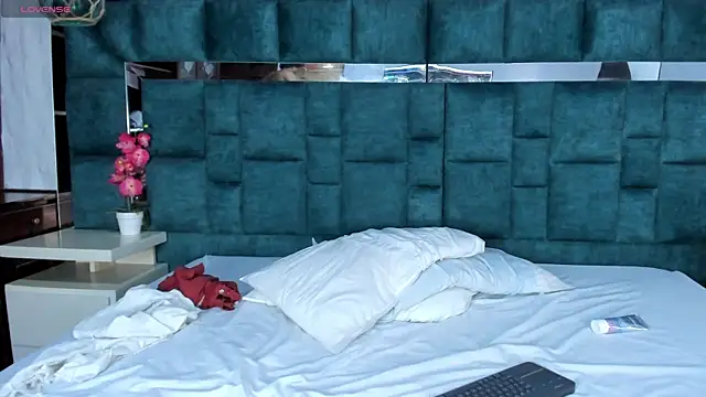 _bonnyandclyde 라이브 XXX 채팅