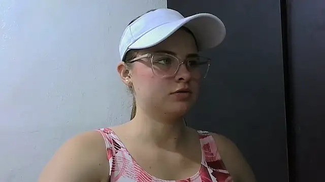 HellenMiyer1111's Live XXX Chat