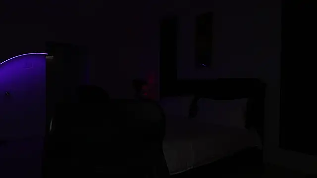 -Miss-K Live XXX Chat