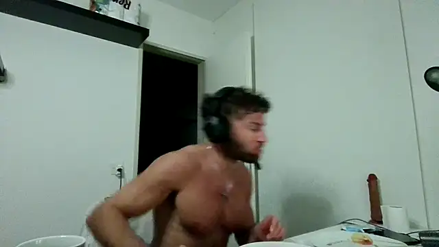 Вебкам-шоу alpha-hunk