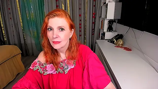 Almaz-Fire-Fox-One 即時 XXX 聊天