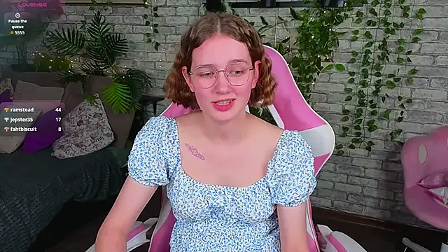 Mia_Mooore's Live XXX Chat